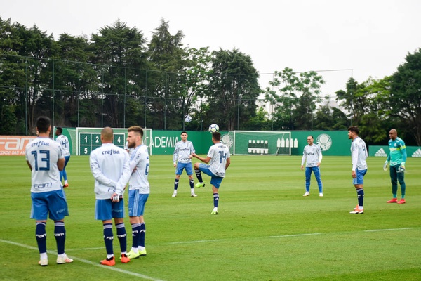 Palmeiras enfrenta segundo pior ataque do Brasileiro após ser vazado pelo lanterna