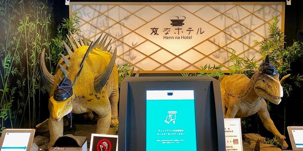 Após gafes e falhas, hotel japonês dispensa metade dos empregados robôs
