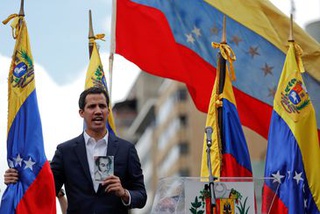 Juan Guaidó, presidente da Assembleia Nacional da Venezuela, declarou-se presidente interino do país