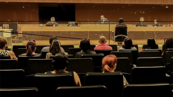 Ex-cabo da PM é julgado no Tribunal do Júri por morte de suspeito de roubo em Teresina