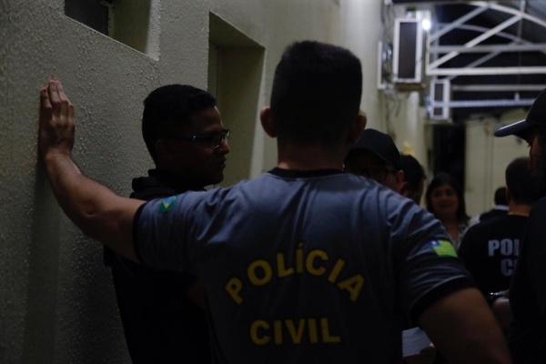 Policiais fizeram apreensões em Valença e Monsenhor Gil