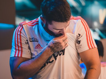 Equipe de Felipe "brTT" segue líder isolada do Campeonato Brasileiro de League of Legends; CNB supera Uppercut, KaBuM vira sobre a Redemption e Keyd bate a ProGaming
