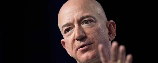 Jeff Bezos acusa jornal aliado de Trump de usar nudes para chantageá-lo