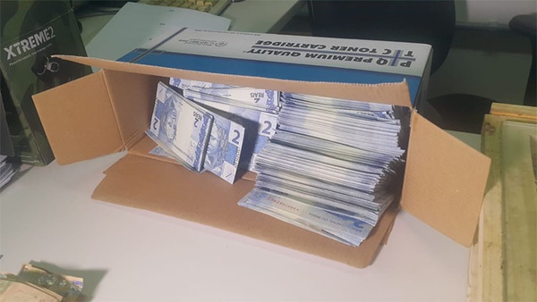 Preso em laboratório de dinheiro vendia por R$ 500 os lotes de cédulas falsas