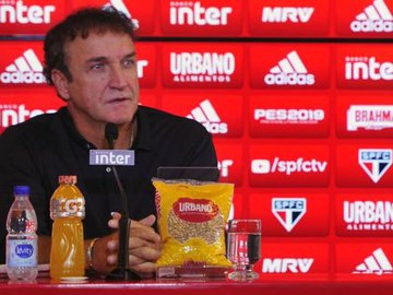 Cuca deve assumir São Paulo em 2 de abril e pode estrear em decisão