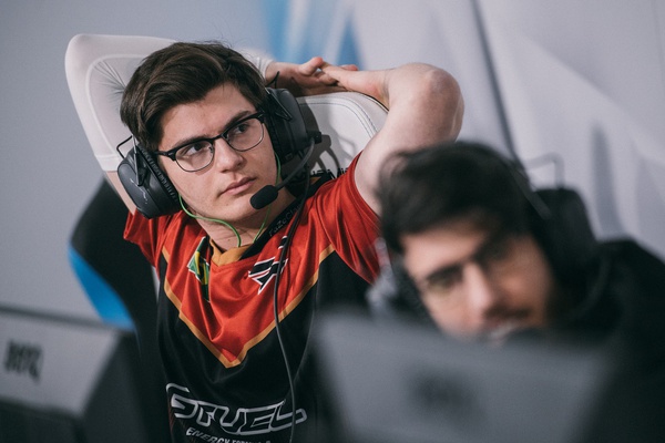 FaZe vence Red Devils por um mapa; NiP e paiN ficam no empate