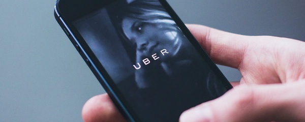 Milhares de usuários deixaram o Uber após campanha #DeleteUber, diz empresa