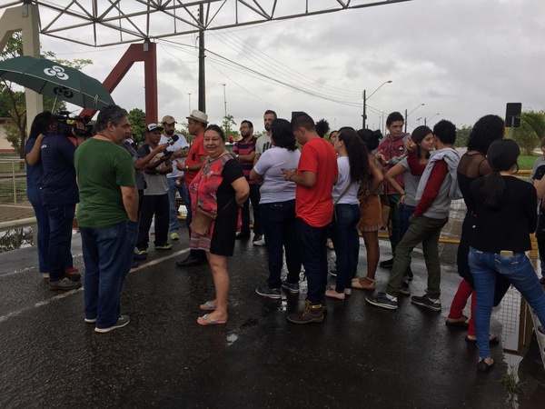 Ato bloqueia entrada do Campus Paricarana da UFRR, em Boa Vista