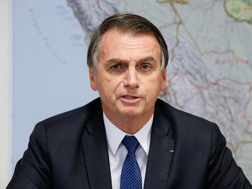 Bolsonaro exonera equipe de combate à tortura