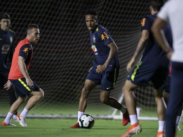 Eder Militão e Arthur, recuperados de Lesão, treinaram normalmente
