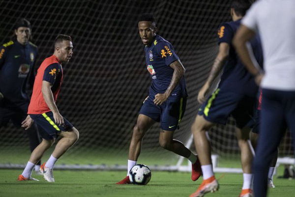 Eder Militão e Arthur, recuperados de Lesão, treinaram normalmente