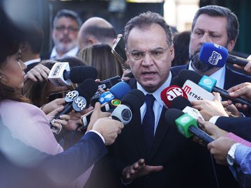 Relator da reforma da Previdência, deputado Samuel Moreira, diz que a grande preocupação é incluir os estados e municípios na reforma neste momento