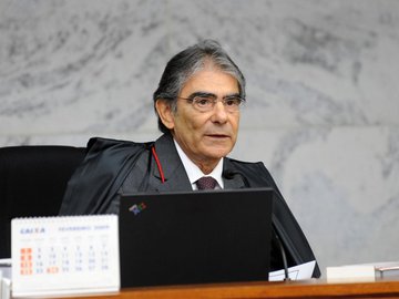 Carlos Augusto Ayres de Freitas Britto foi ministro do Supremo Tribunal Federal entre 2003 e 2012