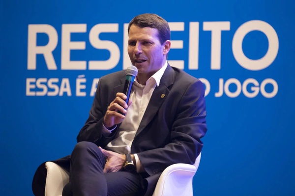 Leonardo Gaciba comentou o polêmico lance de São Paulo x Ceará
