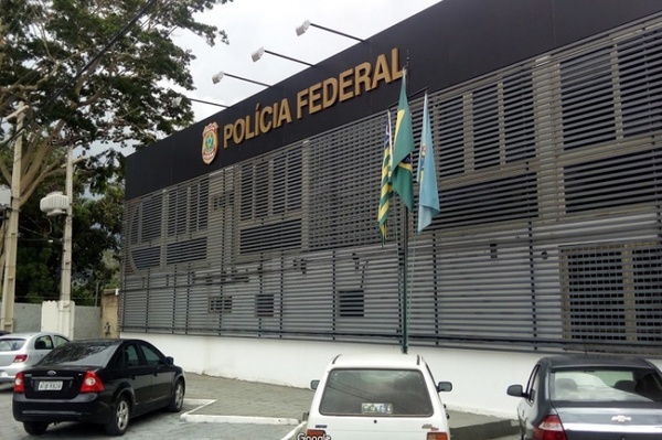A operação cumpre mandados de prisão no Piauí e em Brasília