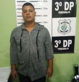 Lázaro dos Santos Pereira foi preso por estelionato praticado na plataforma OLX