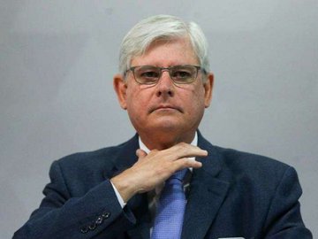 Subprocurador pede apreensão de livro