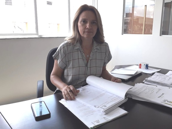 Wanda Avelino avalia atendimentos da Farmácia do Povo