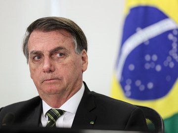 Por obras, Bolsonaro quer cortar R$ 1,4 bi do MEC