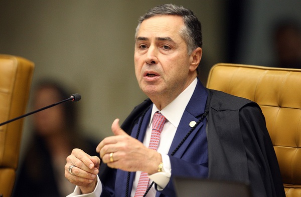 Barroso informa que índice de abstenção ficou em 23,14%
