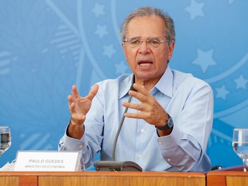Para Guedes, País pode terminar ano com perda zero de emprego com carteira