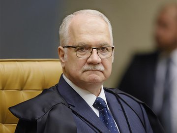 Edson Fachin dá liminar que amplia licença- maternidade para mães de prematuros