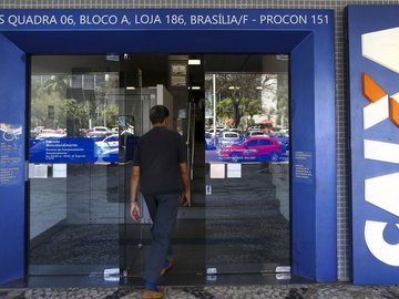 Dinheiro pode reduzir efeitos do coronavírus no país