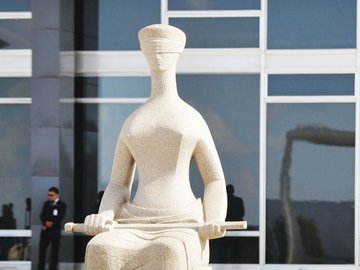 Na versão deste ano do documento, são listados 101 processos