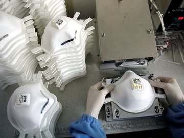 É o primeiro lote de um total de 240 milhões de unidades compradas