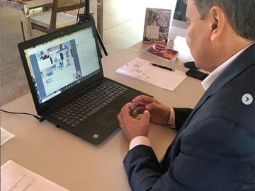 Governo cria comitê médico para estudar uso de medicamentos contra Covid-19