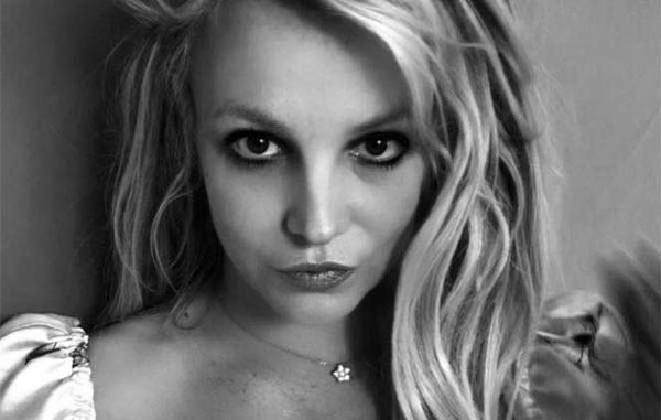 Irmã de Britney Spears desmente que cantora está se aposentando