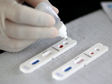 Medida valerá pelo menos três semanas diante do aumento da covid-19