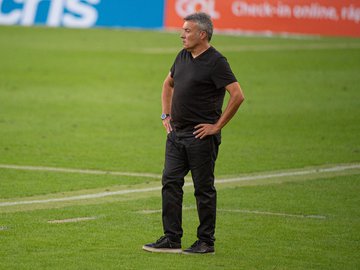 Dome durante sua estreia pelo Flamengo