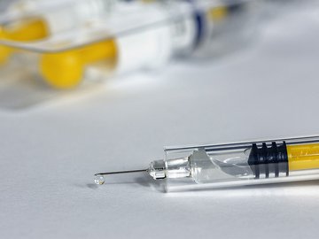 Índia começará a exportar vacinas contra a Covid-19 para o Brasil nesta sexta, diz agência