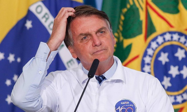 Se faltar vacina no Brasil, a conta será debitada em Bolsonaro, avaliam aliados do presidente