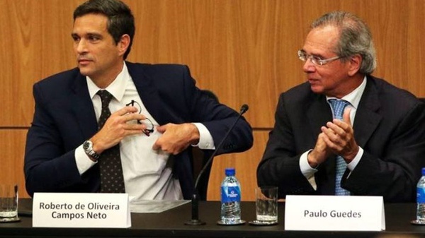 Comissões da Câmara e do Senado querem ouvir Guedes e Campos Neto sobre offshores