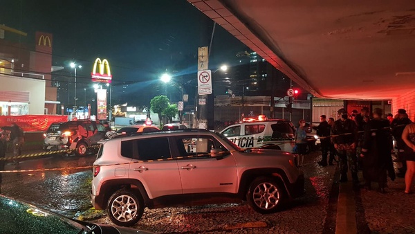 Criminosos realizam arrastão durante festa de aniversário em Fortaleza