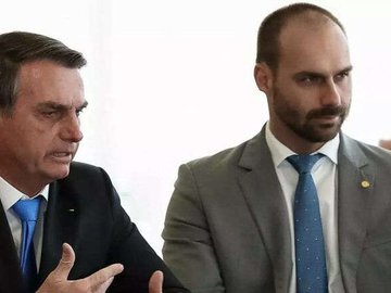 Jair Bolsonaro e Eduardo Bolsonaro