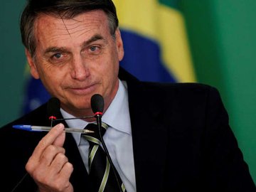 Presidente Jair Bolsonaro durante cerimônia no Palácio do Planalto