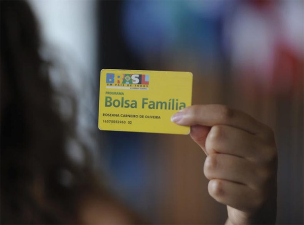 Saiba quem terá direito ao Auxílio Brasil, novo programa federal que substitui o Bolsa Família