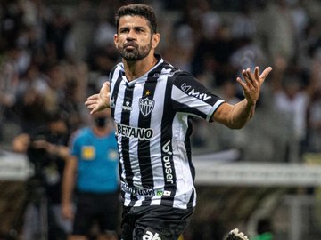 Apresentador do Grupo Globo critica Diego Costa e levanta suspeitas sobre arbitragem: “Não se explica”