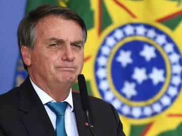 O presidente Jair Bolsonaro, durante ato público no Palácio do Planato, em Brasília, 6 de outubro de 2021
