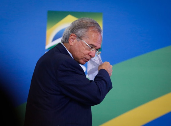 Depois de fala de Guedes, FMI confirma que fechará escritório no Brasil