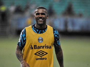 Douglas Costa, atacante do Grêmio