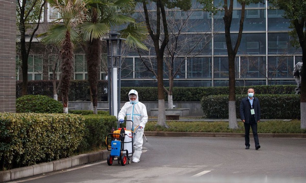 Eles consideram missão a Wuhan início do caminho para desvendar covid