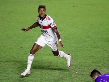Primeiro Clássico dos Milhões do ano é crucial para Flamengo e Vasco