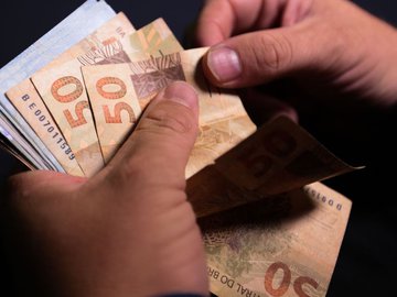 Aumento de carência para pagar Pronampe