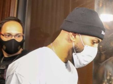 Gabigol foi flagrado em um cassino clandestino na madrugada do último domingo, em São Paulo