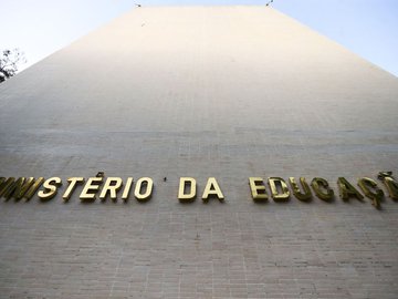 Pré-selecionado deve consultar as informações até sexta-feira