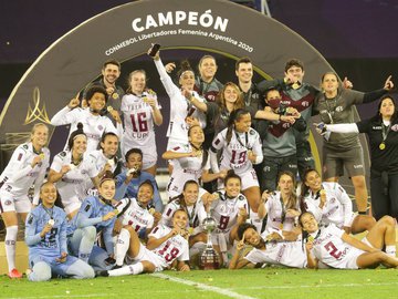 Time brasileiro supera America de Cali por 2 a 1 na decisão